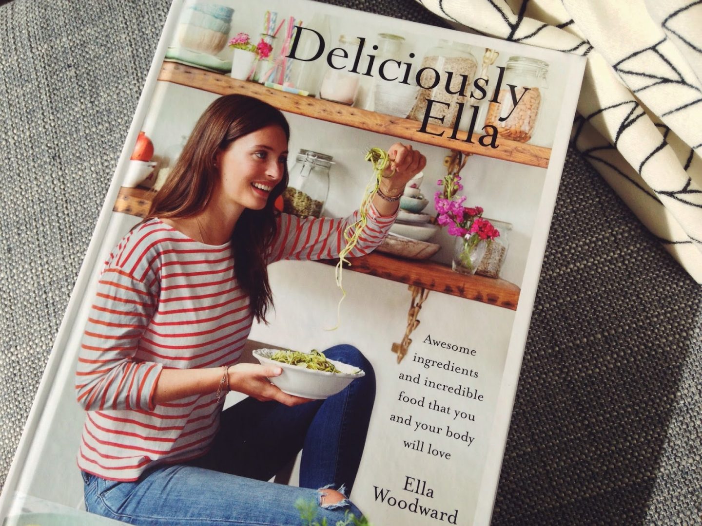 Deliciously Ella recipe book