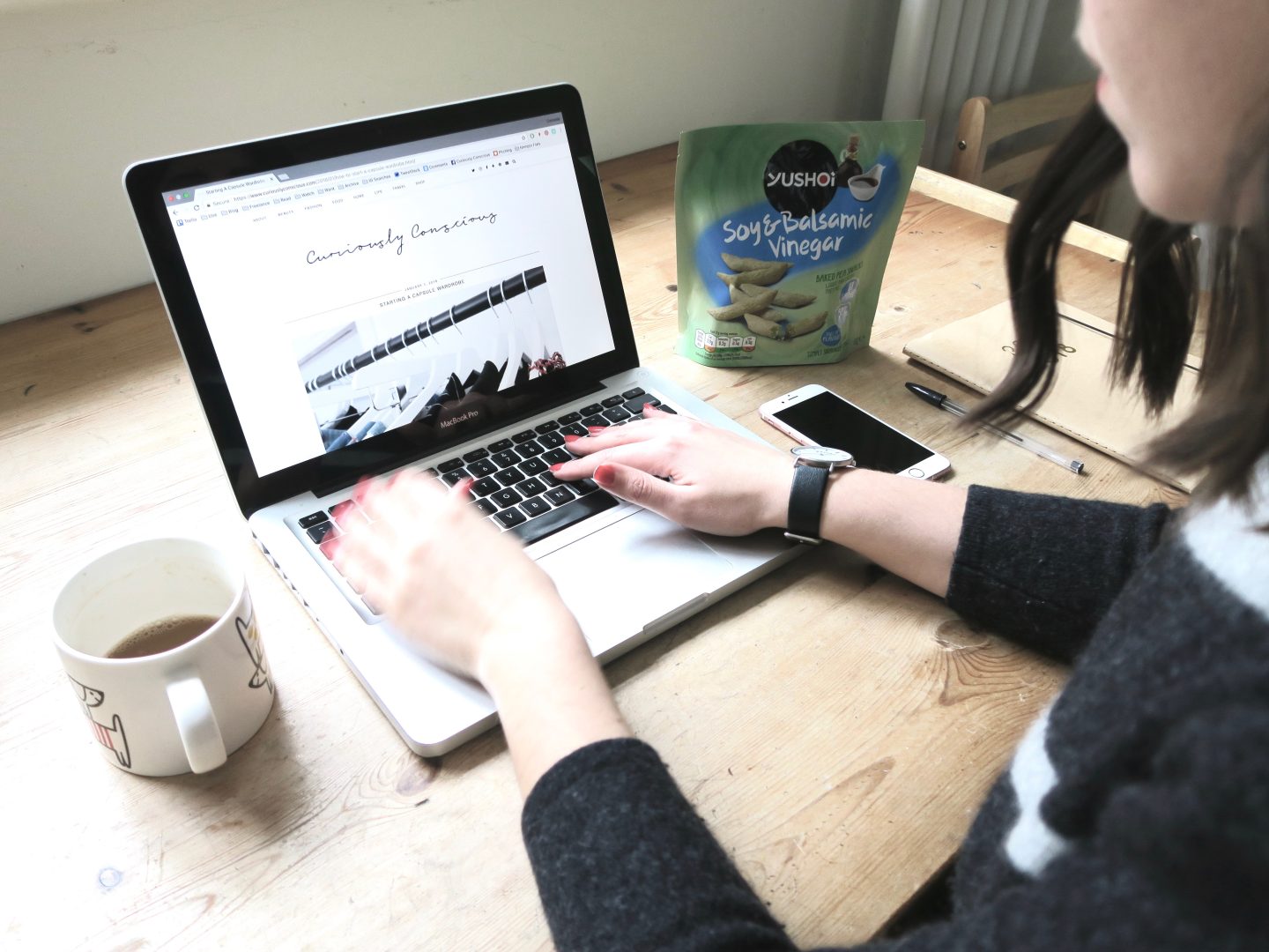 New Year's Resolutions & How To Stick To Them | Curiously Conscious