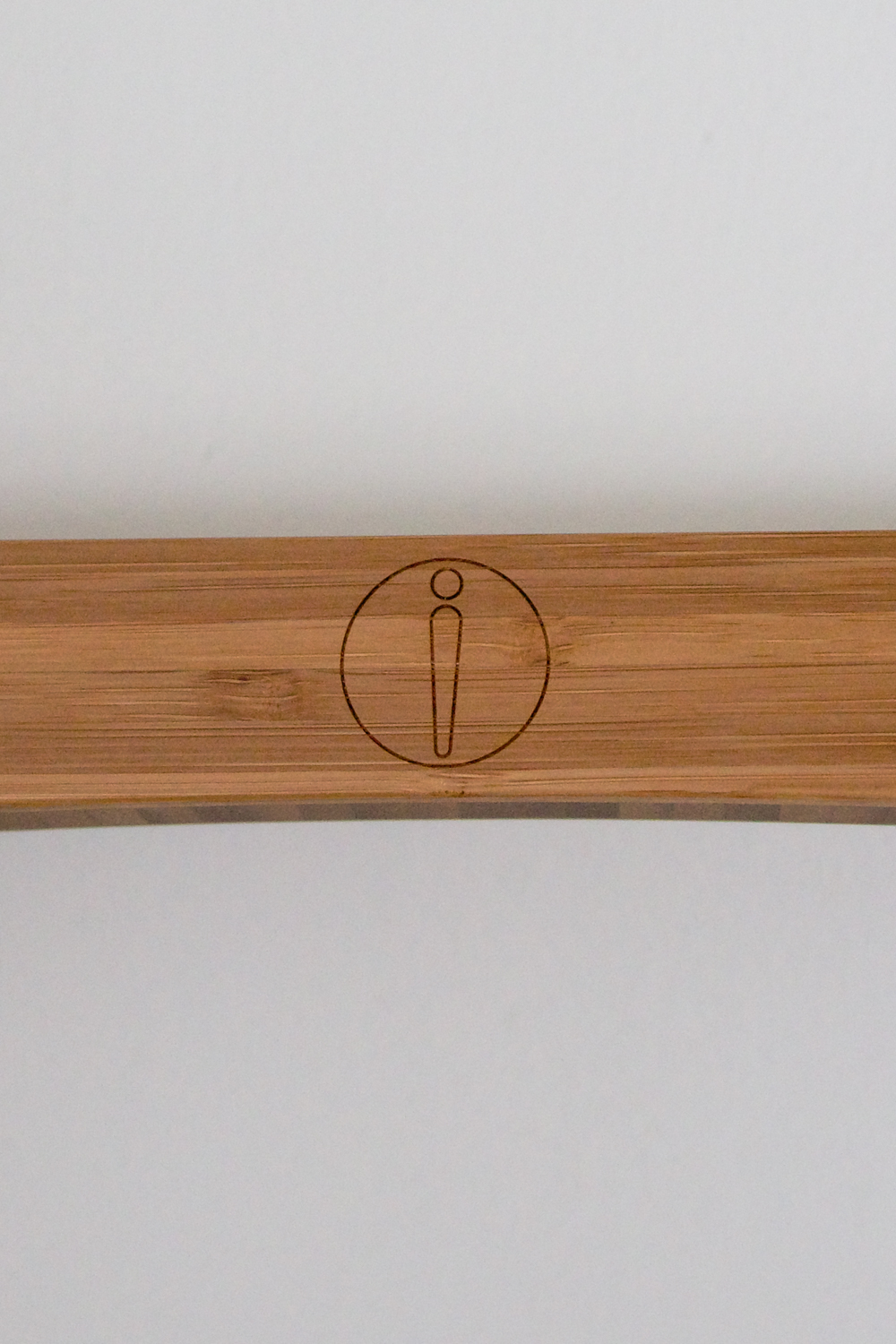 Standing symbol on desk