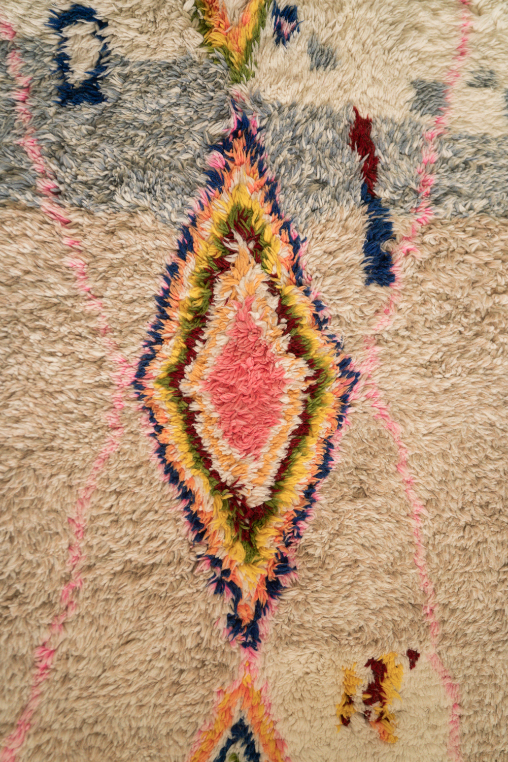 Close-up of the Moroccan rug from Casa Amar